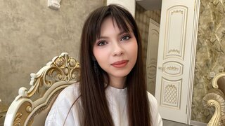 AlizeeLee