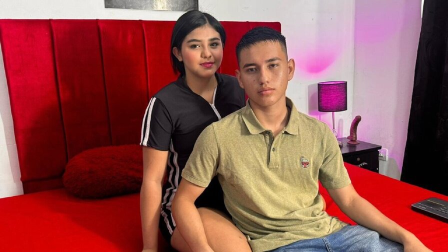 YuryAndCamilo